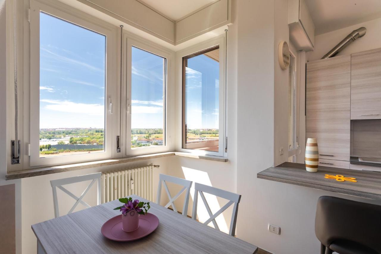 Borgo Milano Penthouse - With Parking Apartman Verona Kültér fotó